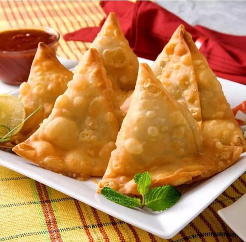 Samosa (Four Pieces)